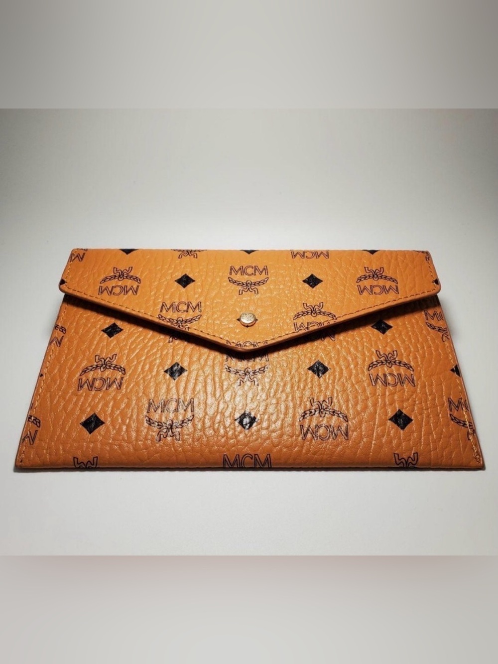 MCM GWP Coated Canvas Logo Envelope Clutxh - Tan - Picture 2 of 5